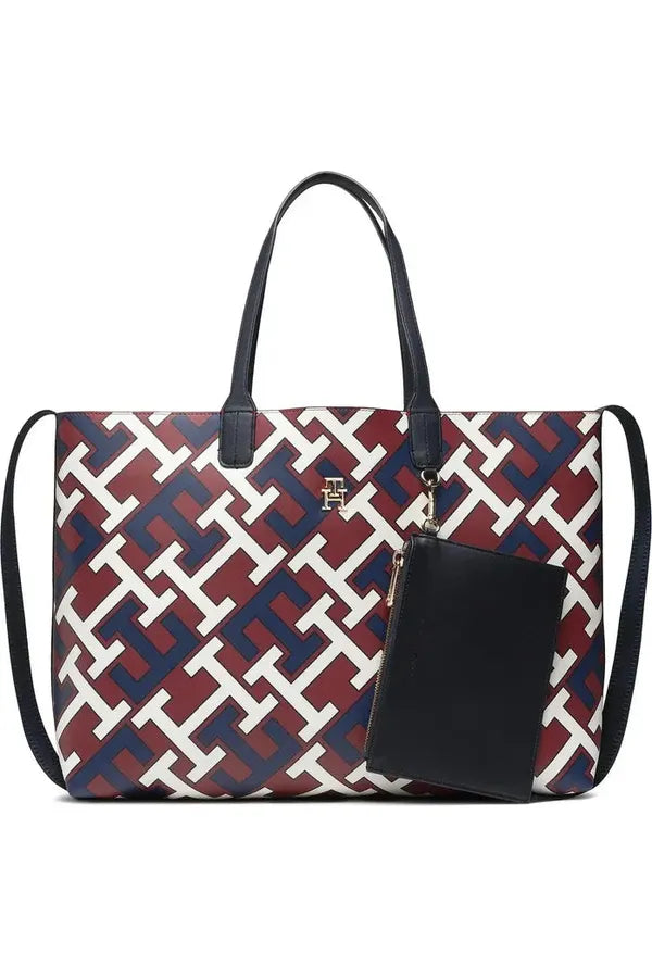 ¡El bolso Tommy Hilfiger perfecto este verano está esperando por ti! 4 Moncloa Ya lo dijo un famoso diseñador